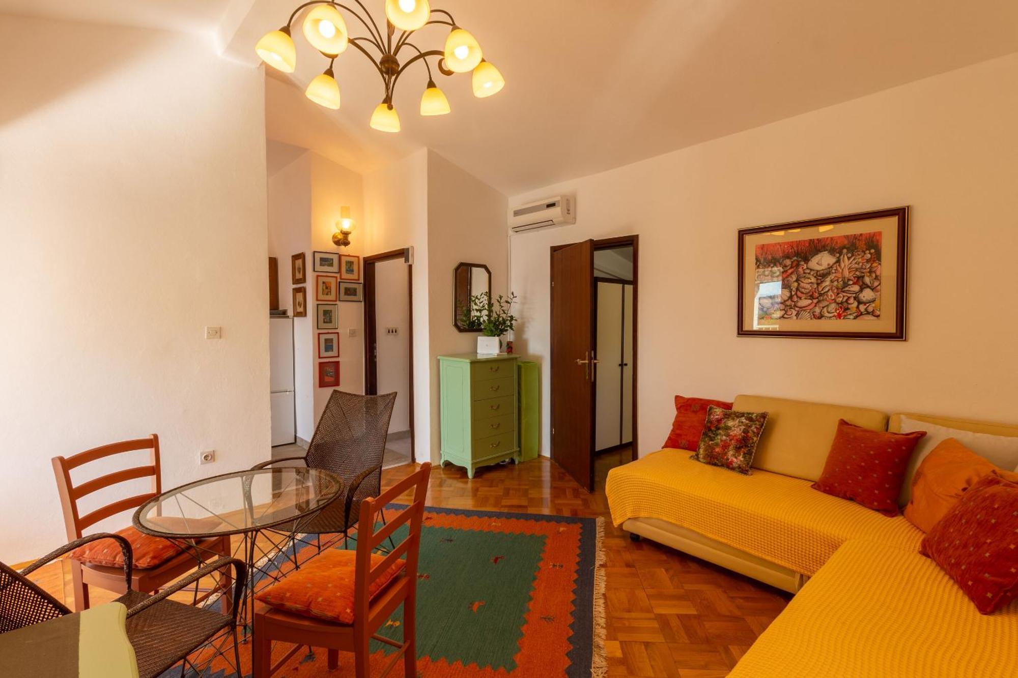 יאדראנובו Apartment Seneca מראה חיצוני תמונה